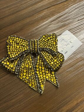 Gucci | Jewelry | Gucci Gg Line Stone Pin Badge Brooch Gold | Poshmark